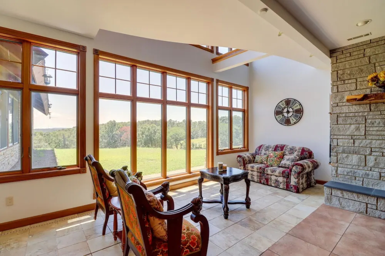 Mtn-view Shirley Pool House: Pets Welcome!