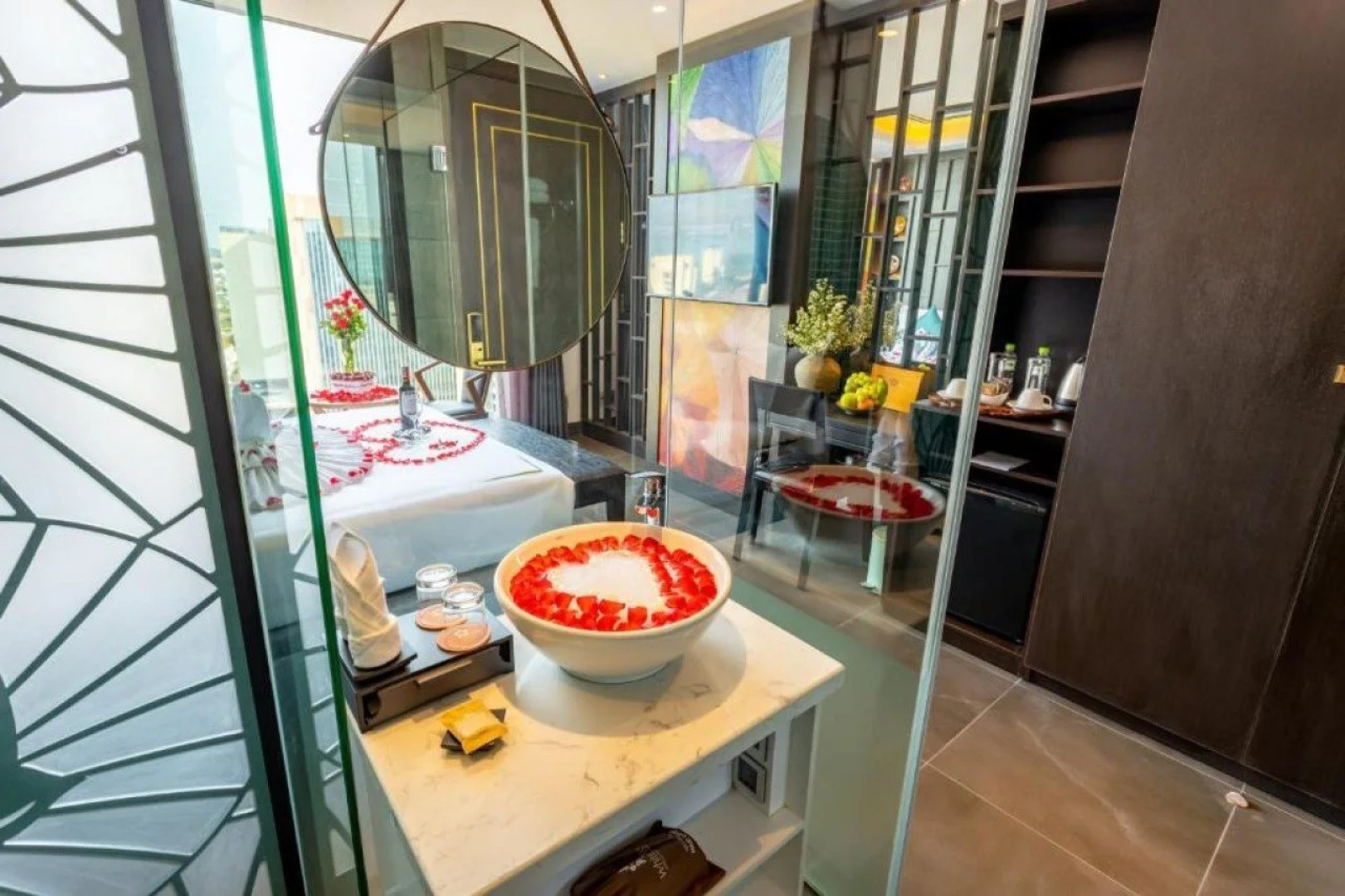 White Lotus Hue Hotel