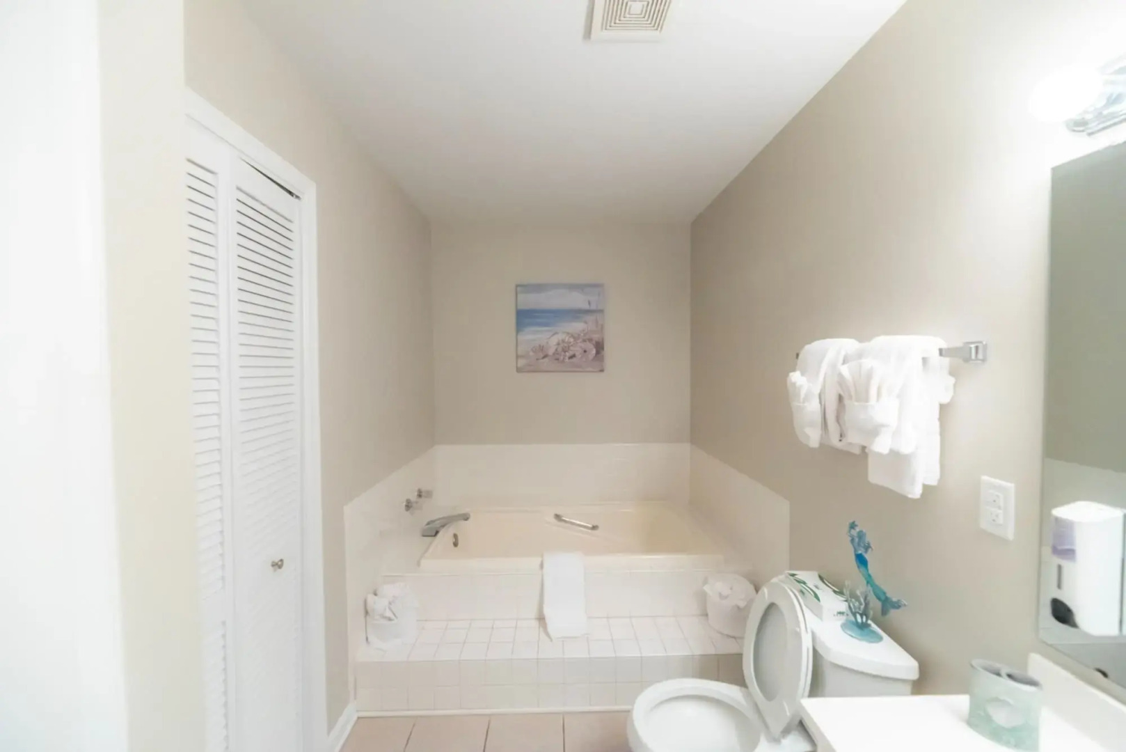 Lucayan Resort by Kees Vacations