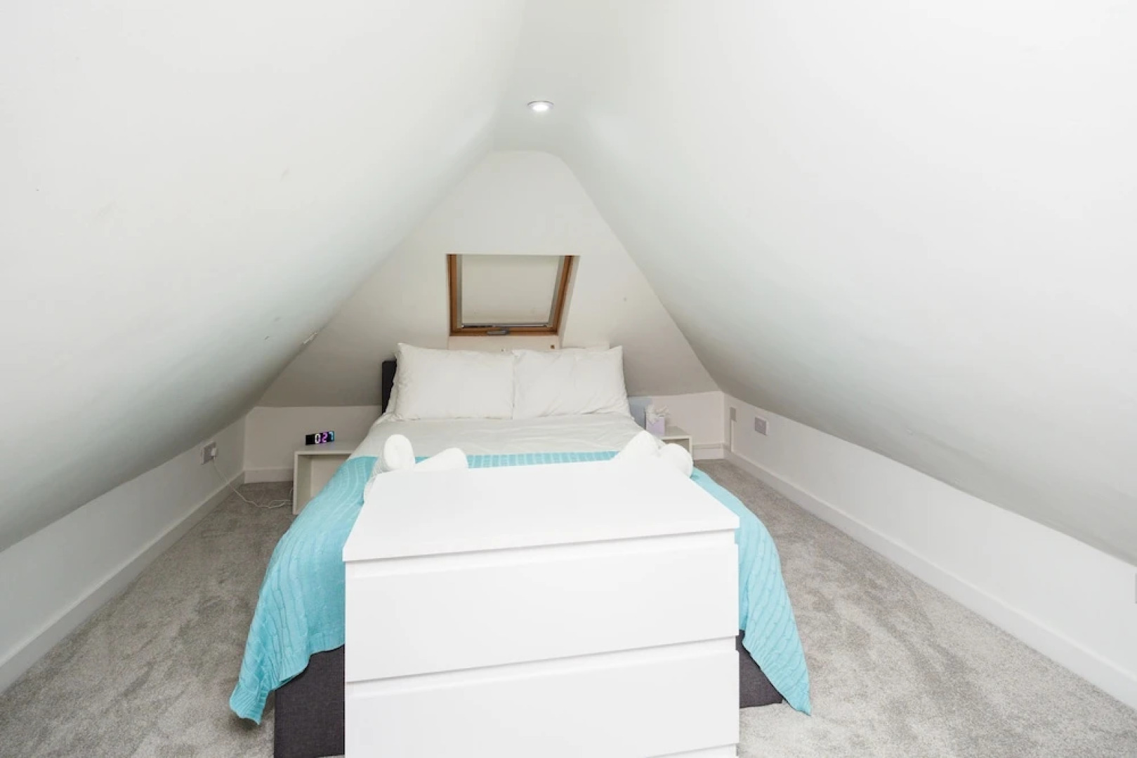 The WhiteCottage at Gildridge wd Hot Tub