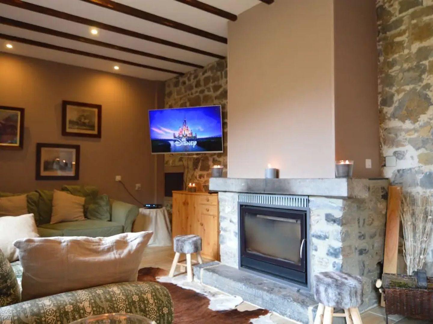 Quaint Holiday Home in Falaen near Maradret Abbey