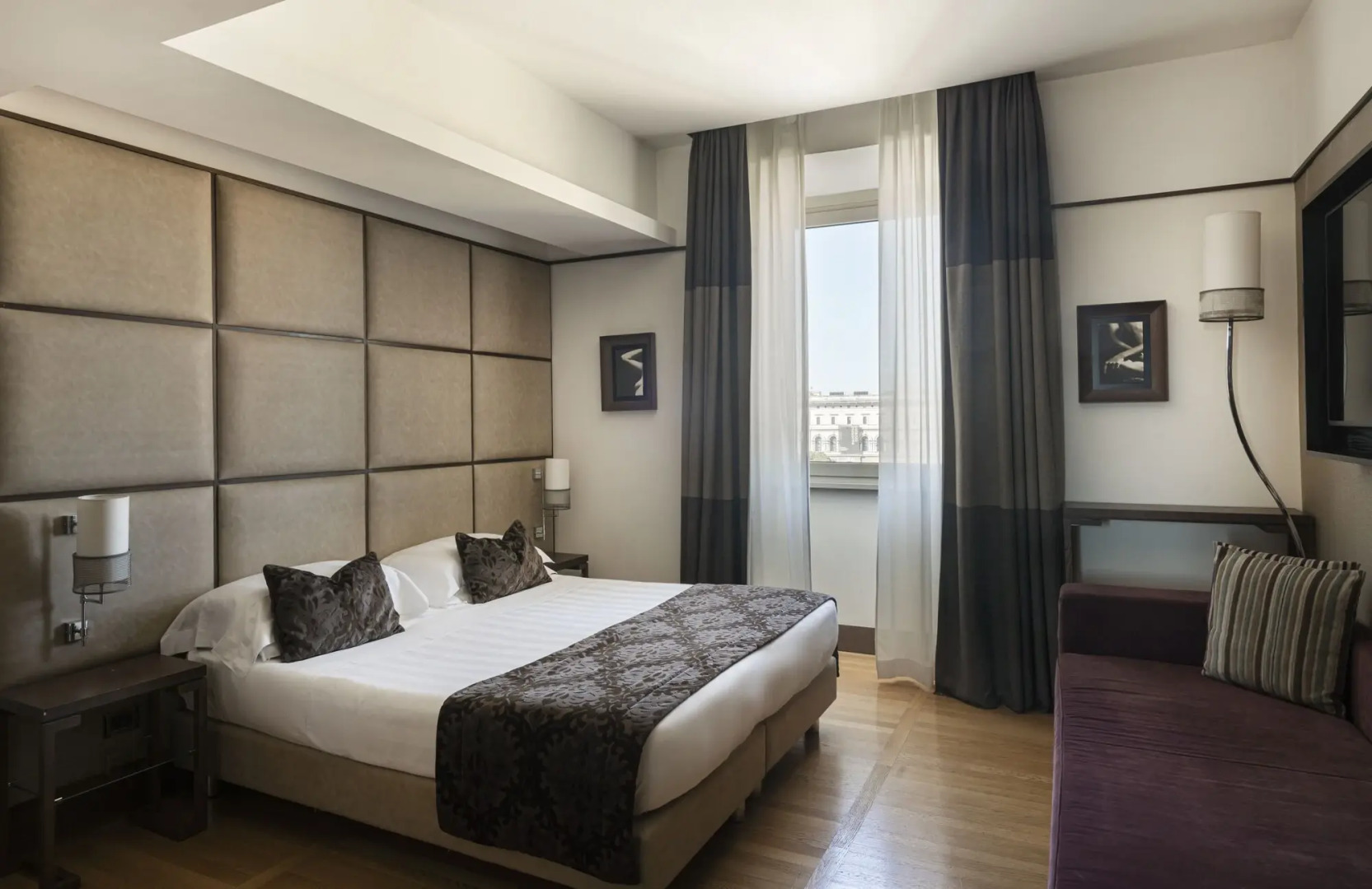 The Independent Hotel