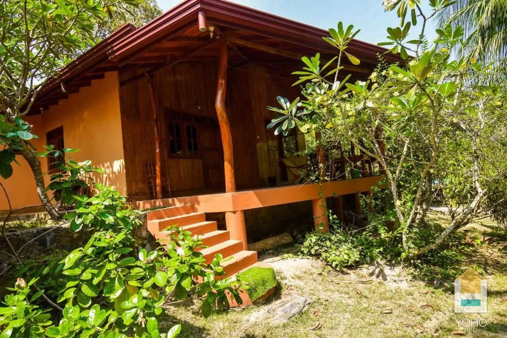 Yoho Green Garden Cabanas