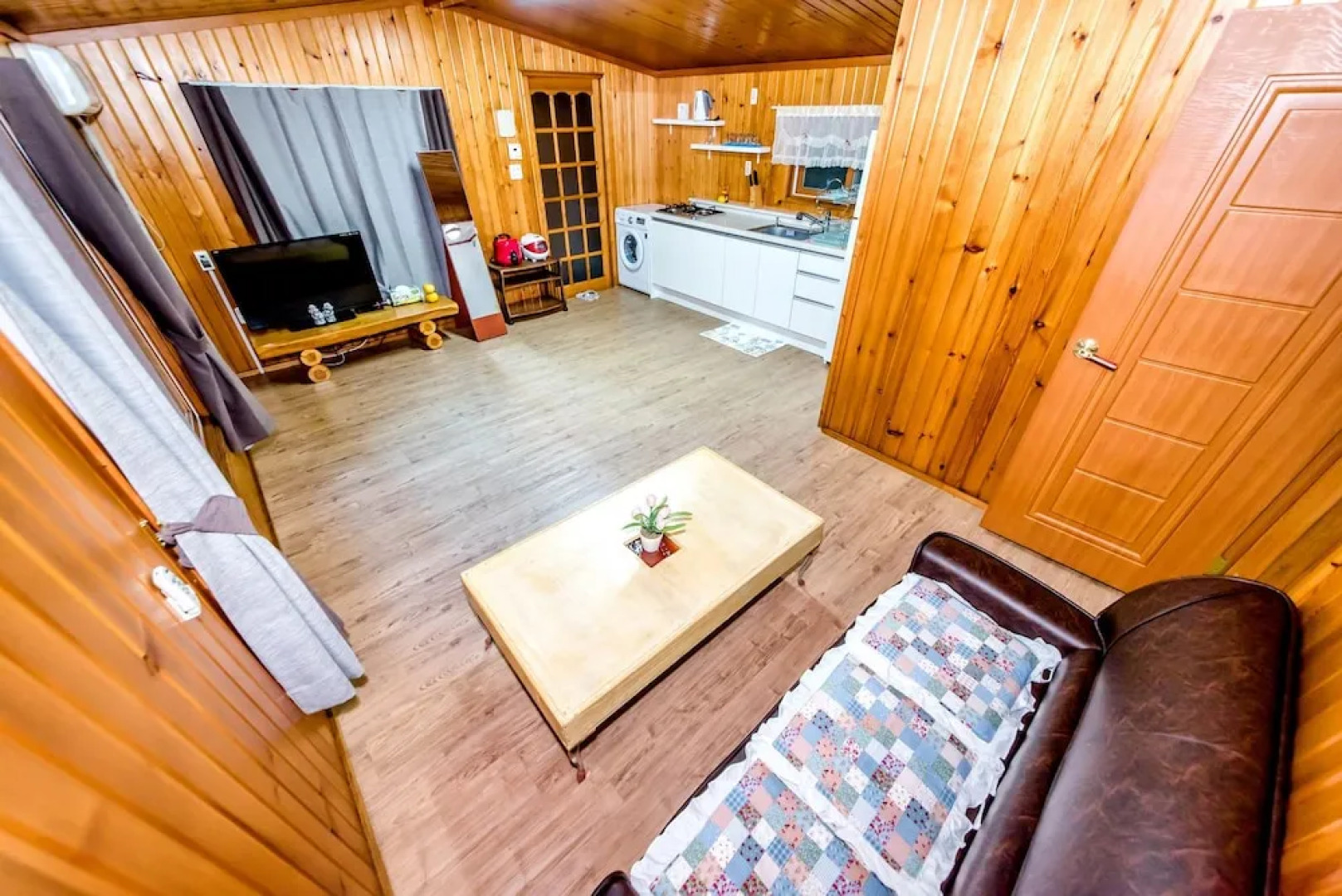 The May of Jeju House Pension