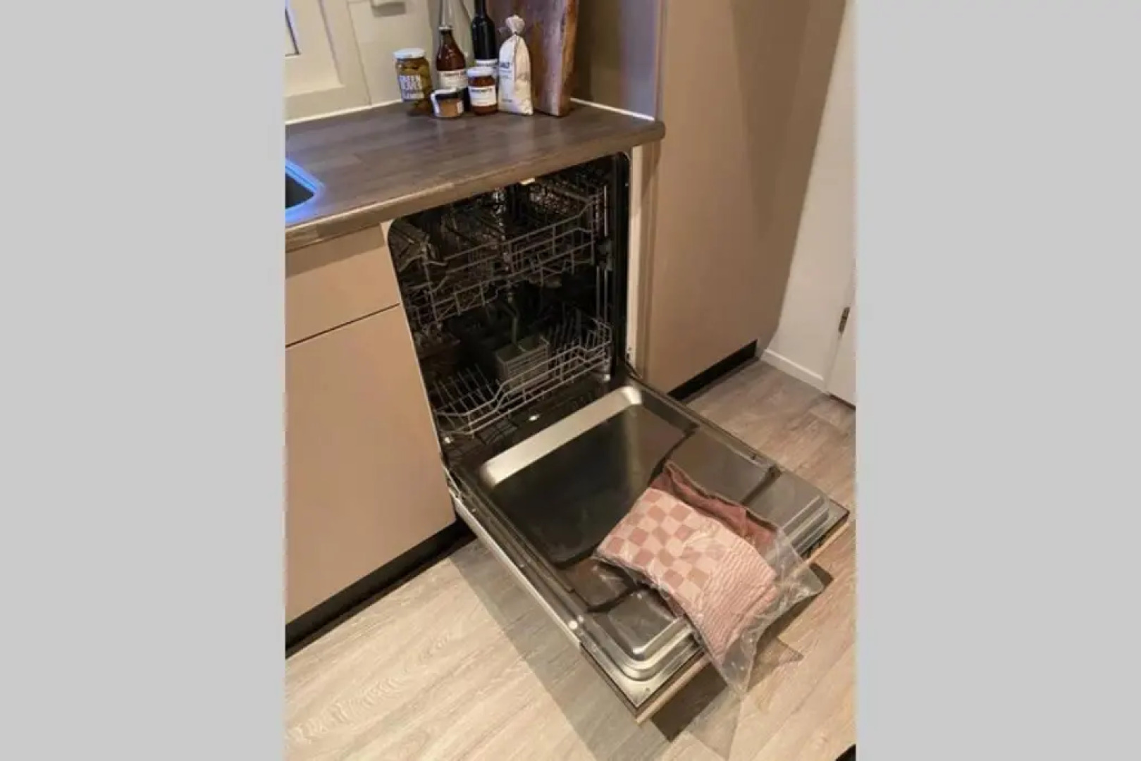 Beach Chalet Bad Hoophuizen VU43