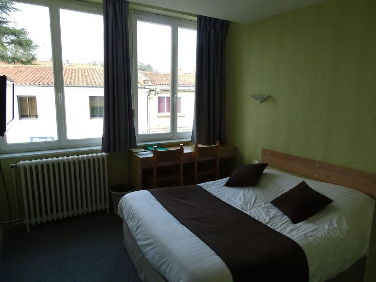 Hôtel Restaurant Le Cheval Blanc