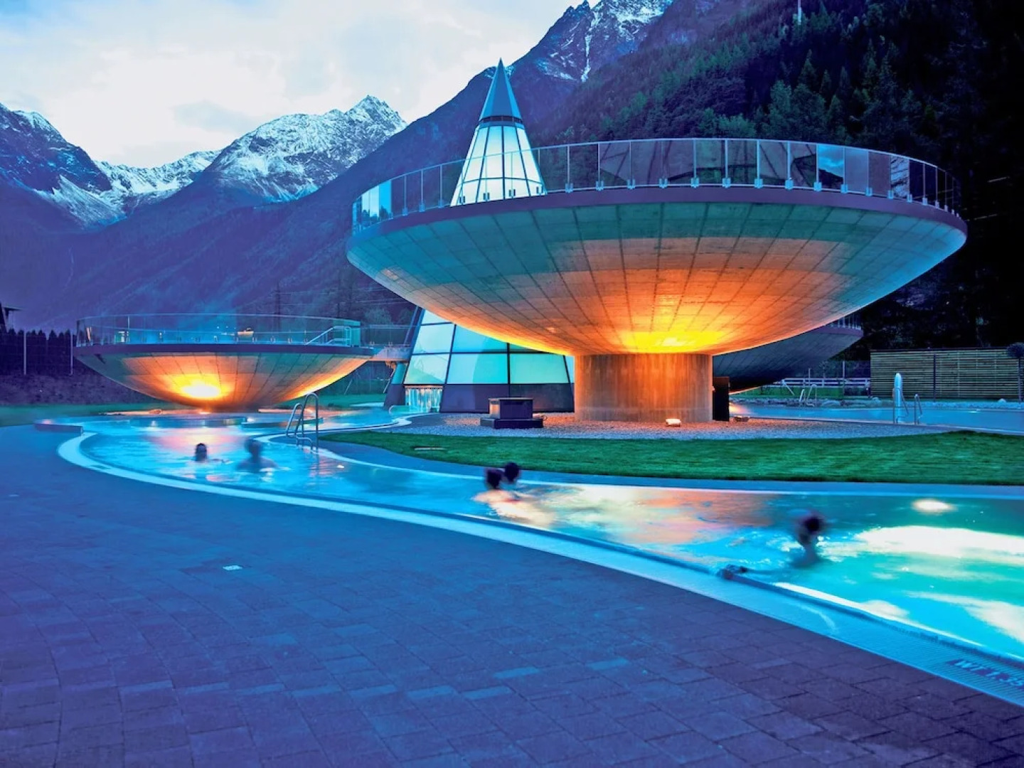 Lush Apartment With Swimming Pool in Silz