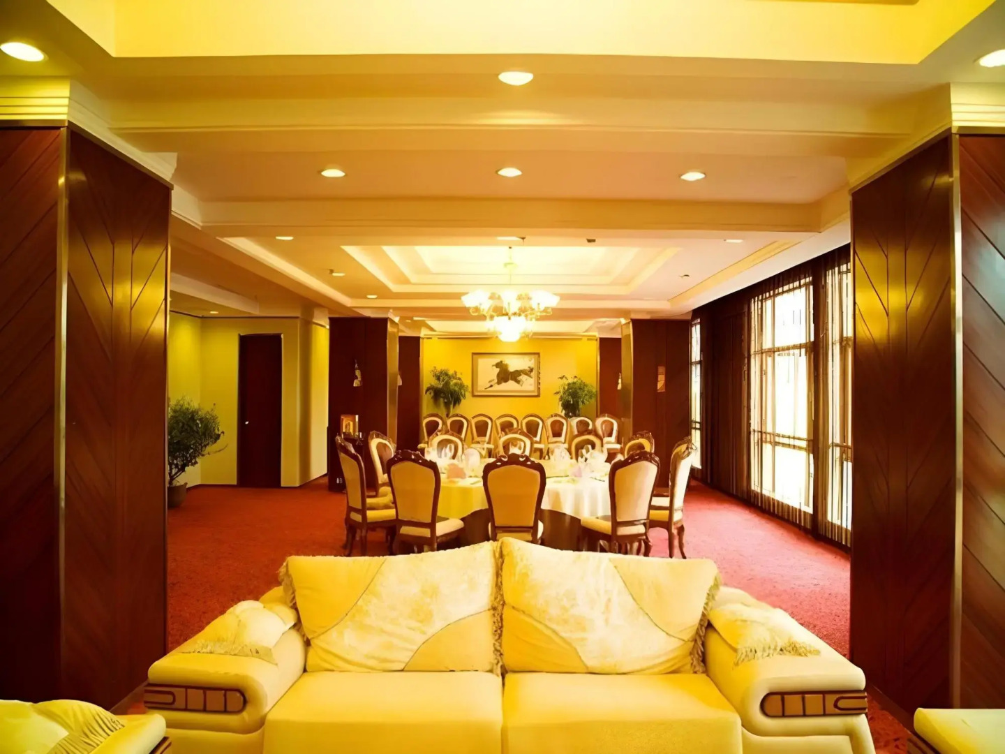 Xishuangbanna Golden Zone Hotel