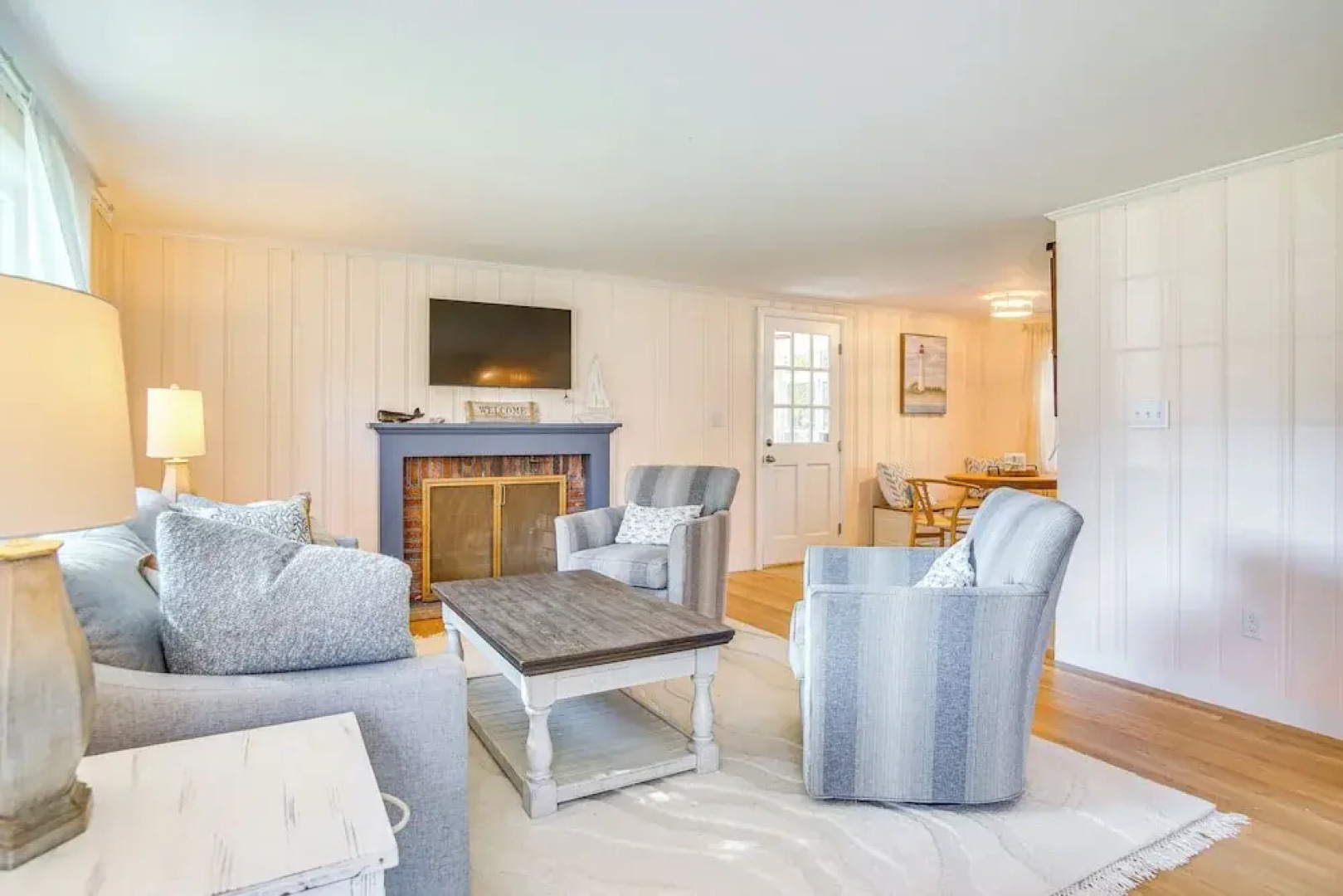 Bike to Private Beach: Cape Cod Escape w/ Sunroom