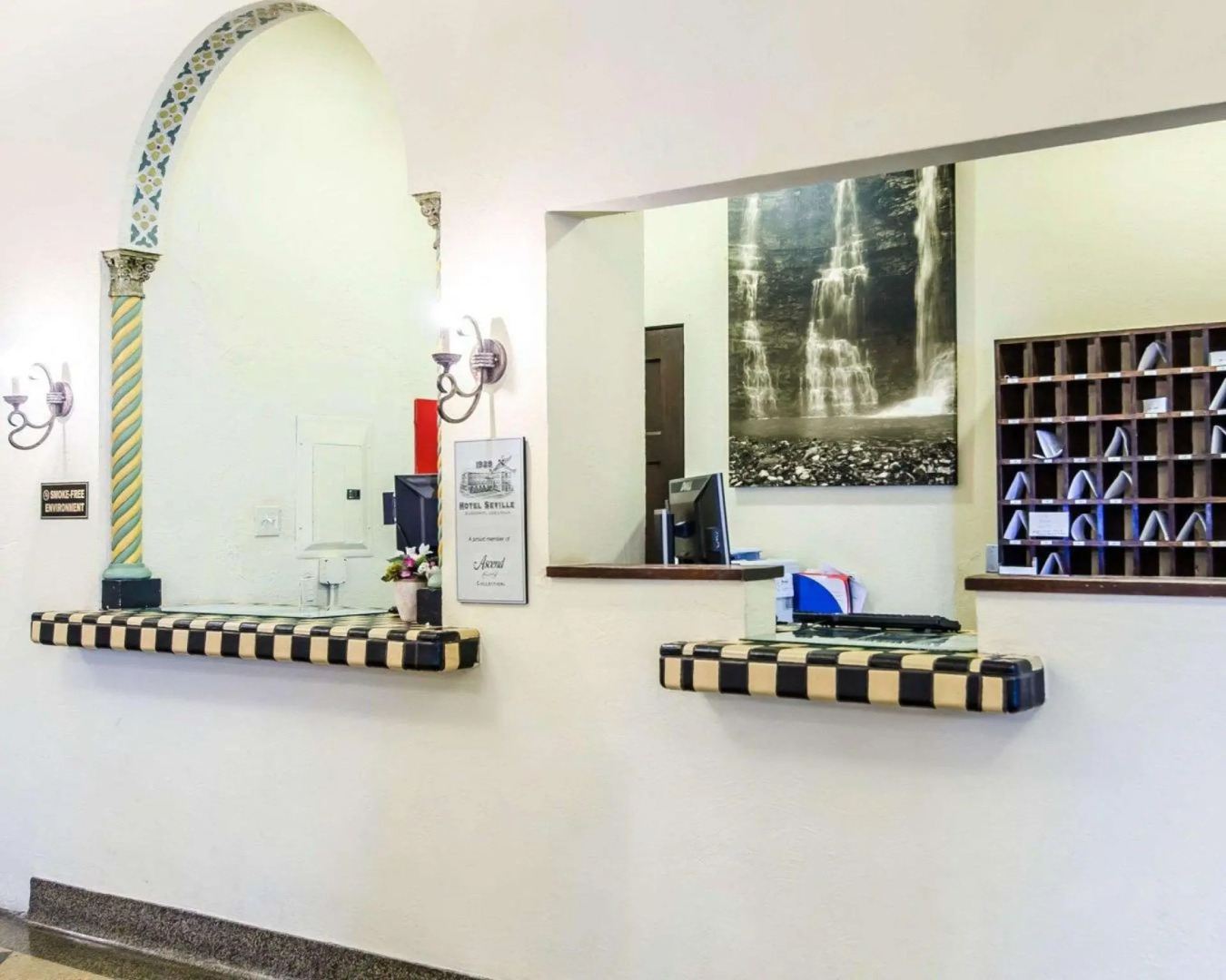 Hotel Seville, Ascend Hotel Collection