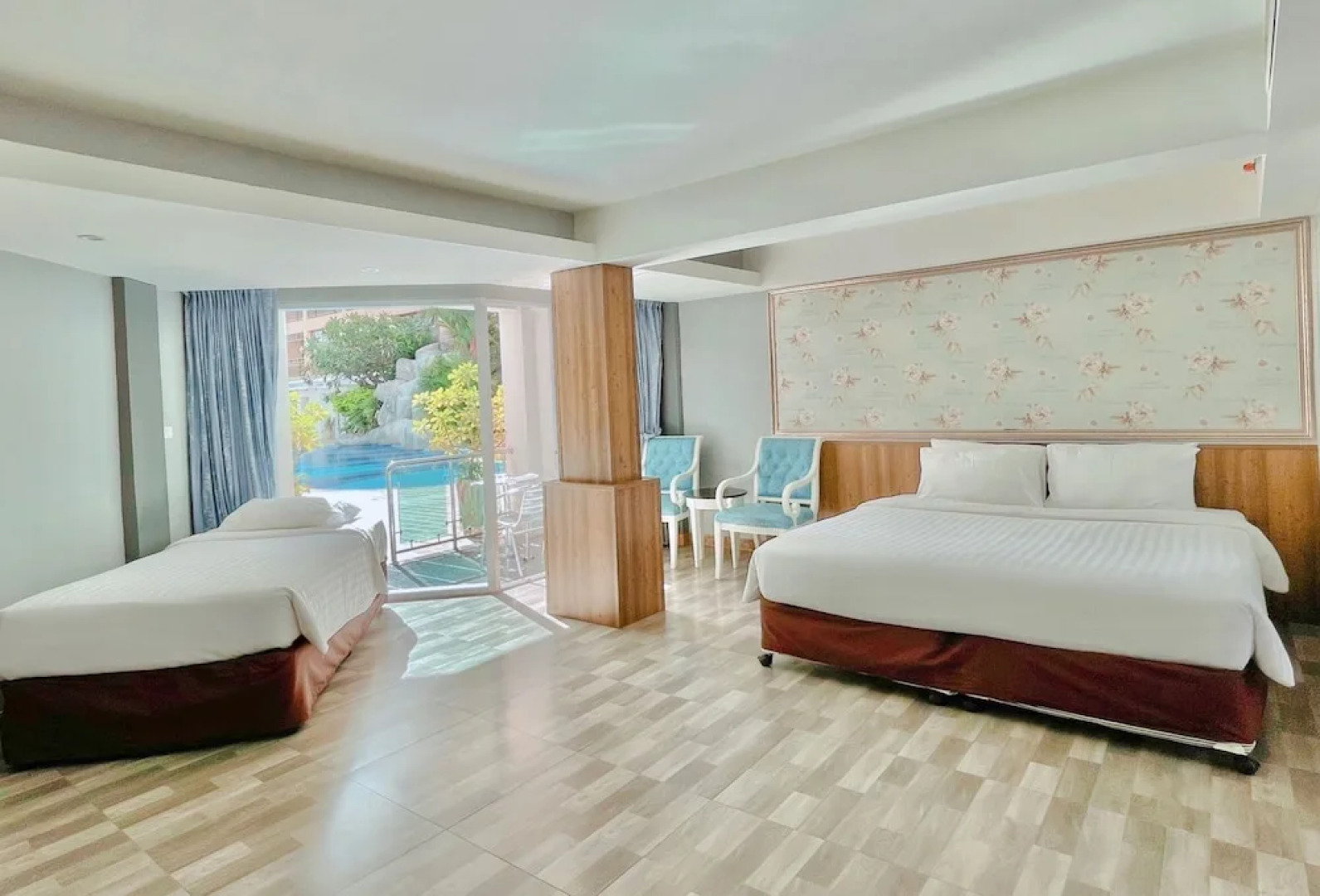 Dragon Beach Resort Jomtien Pattaya