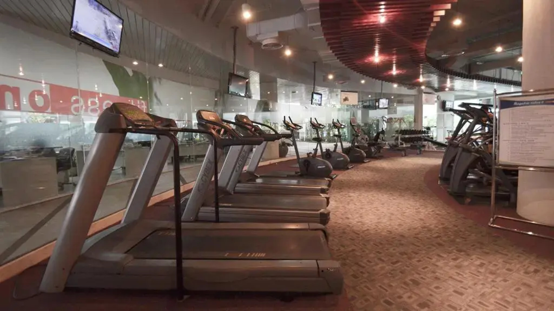 A-One The Royal Cruise Hotel Pattaya