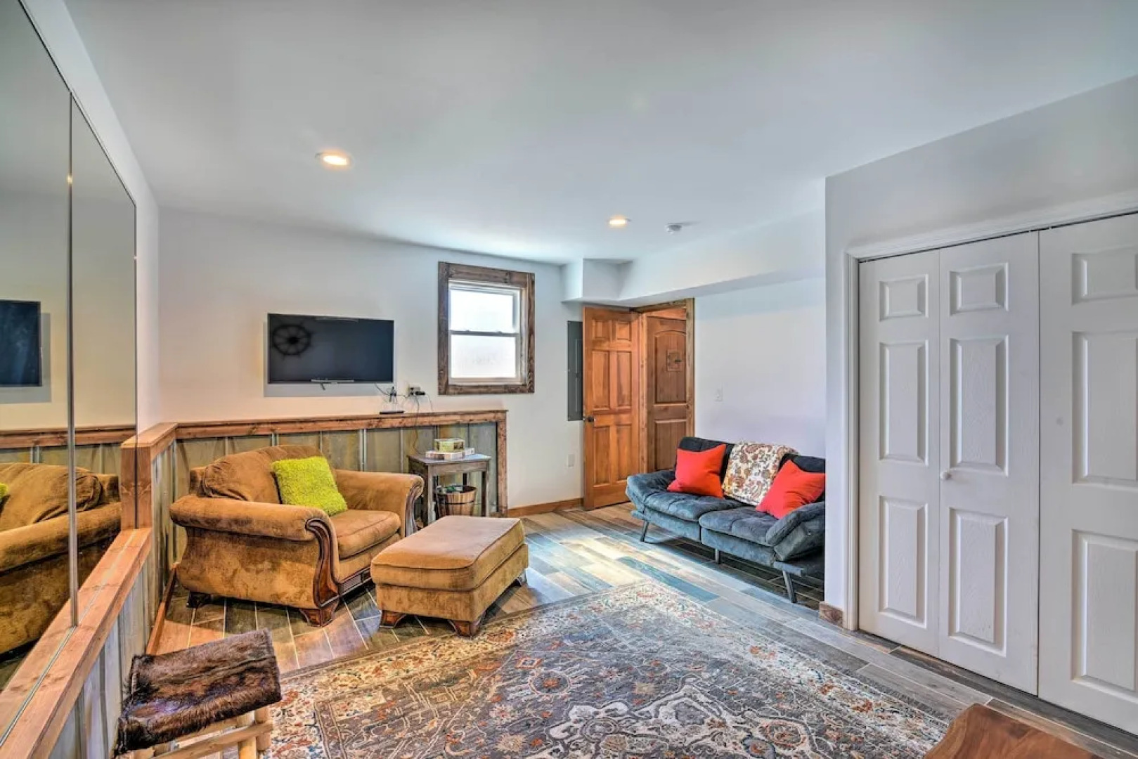 Pet-friendly Fair Play Getaway w/ Boat Dock!