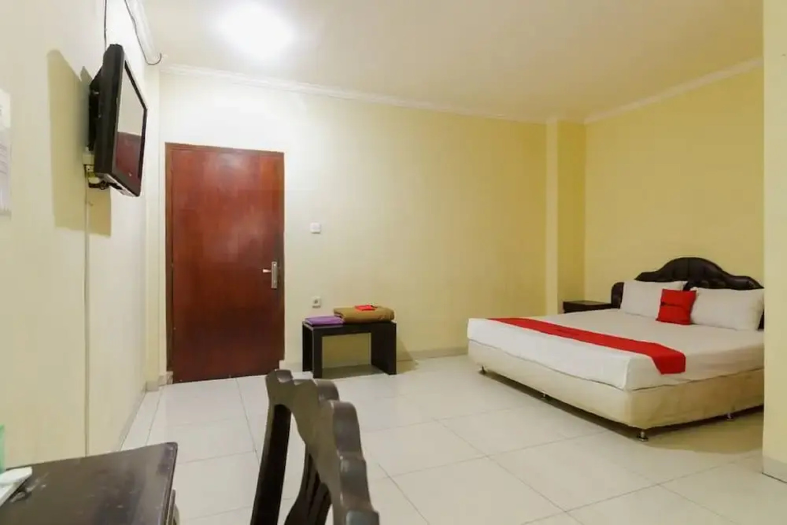 Reddoorz Near Pantai Padang