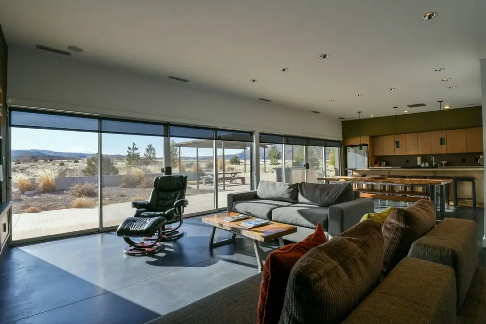 Arroyo Rez - in the beautiful red rocks of Moab with private hot tub