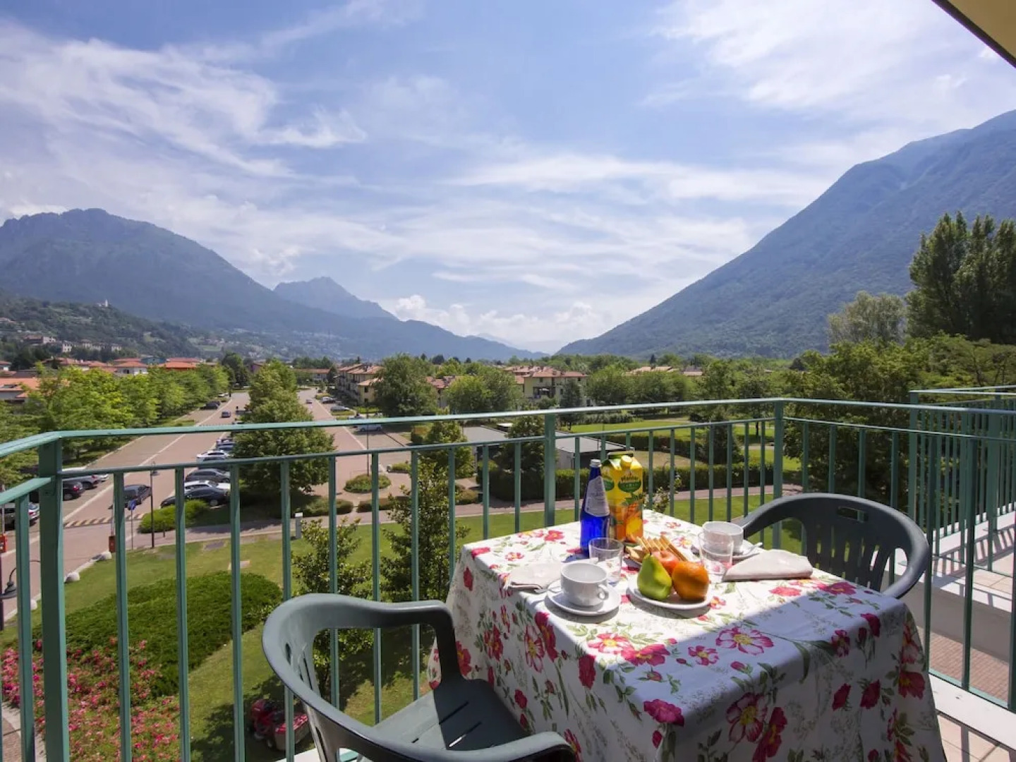 Modern Furnished Apartment With air Conditioning