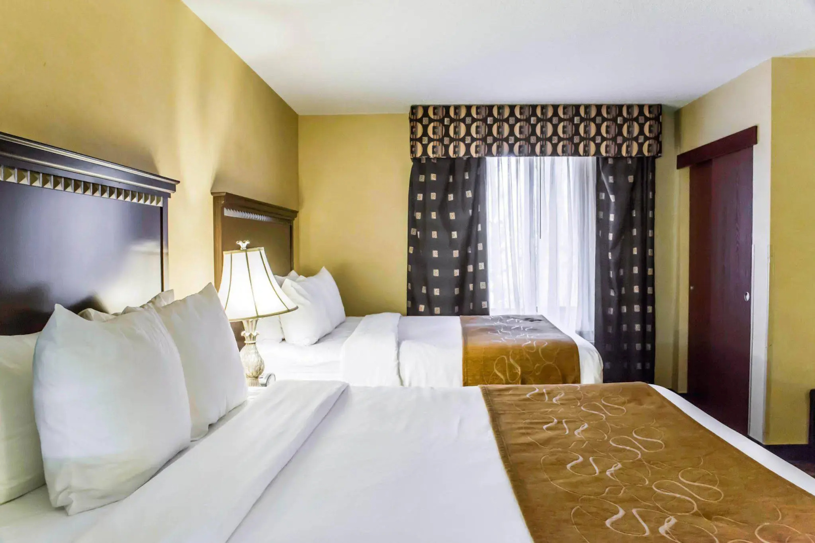 Fairfield Inn & Suites by Marriott Greensboro Coliseum Area