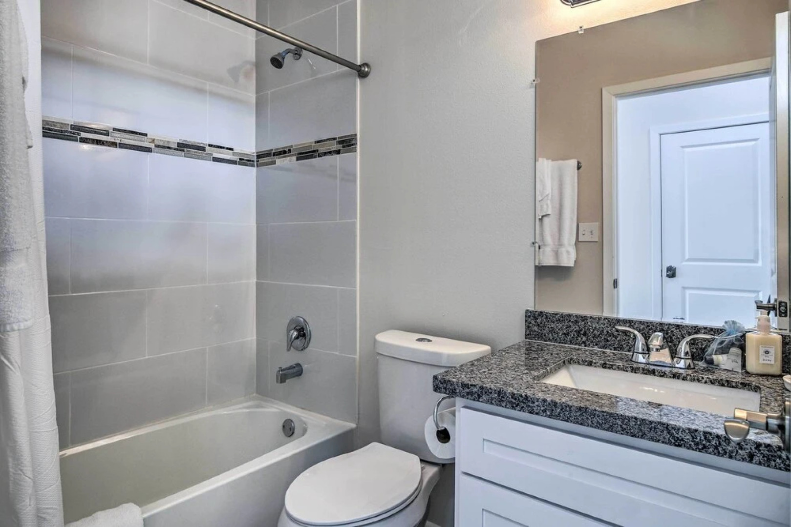 5 Mi to Beach: Pet-friendly Port Isabel Home!