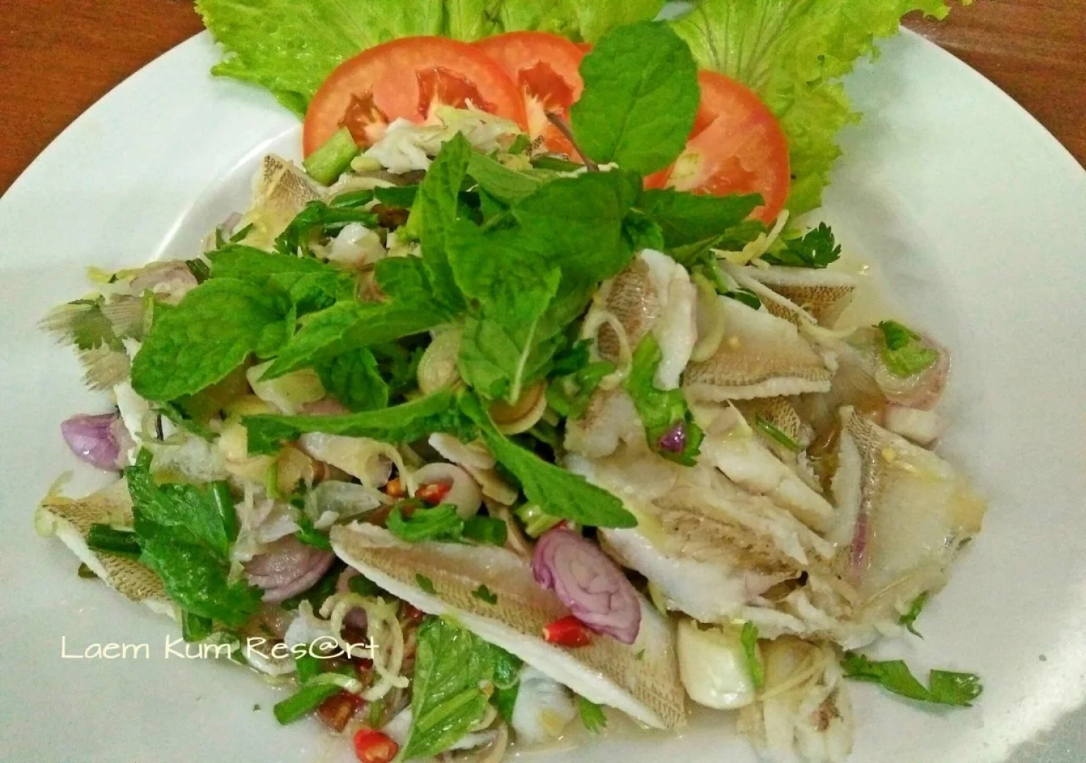 Laem Kum Beach Resort & Seafood