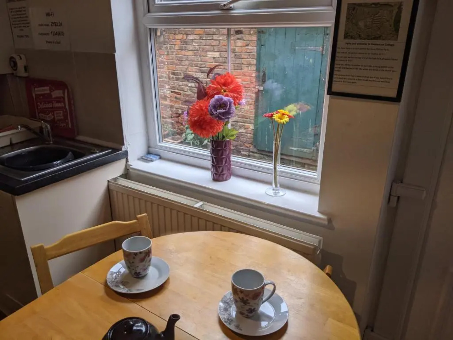 Endeavour Cottage Whitby sleeps 6