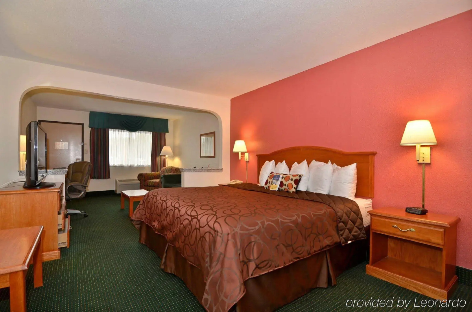 Econo Lodge Inn & Suites Memphis East