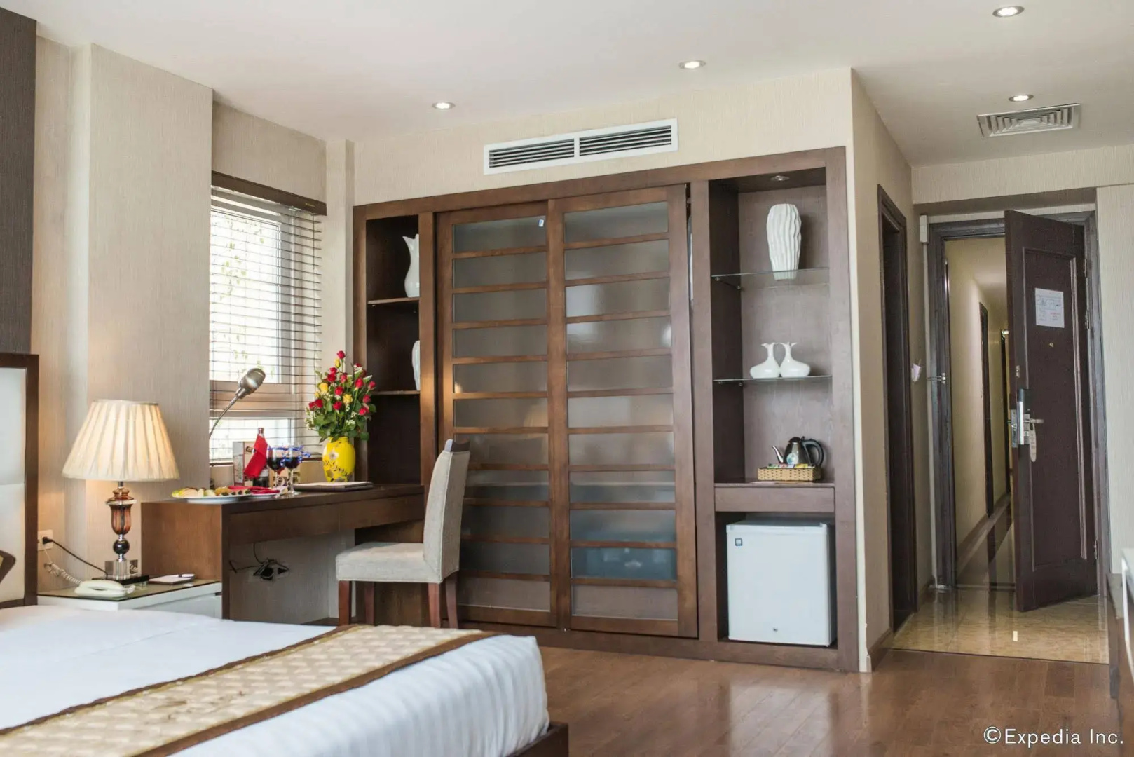 Skylark Hotel