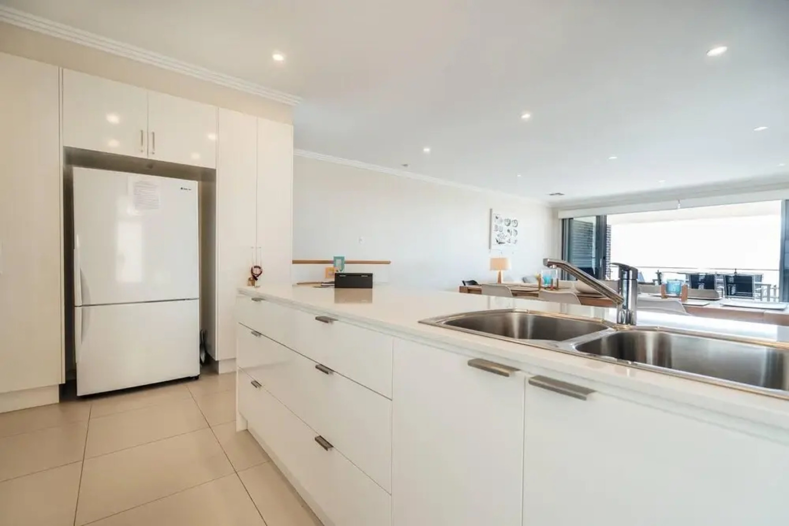 La Bella Vita-beachfront Living - Lift - Sunset Views