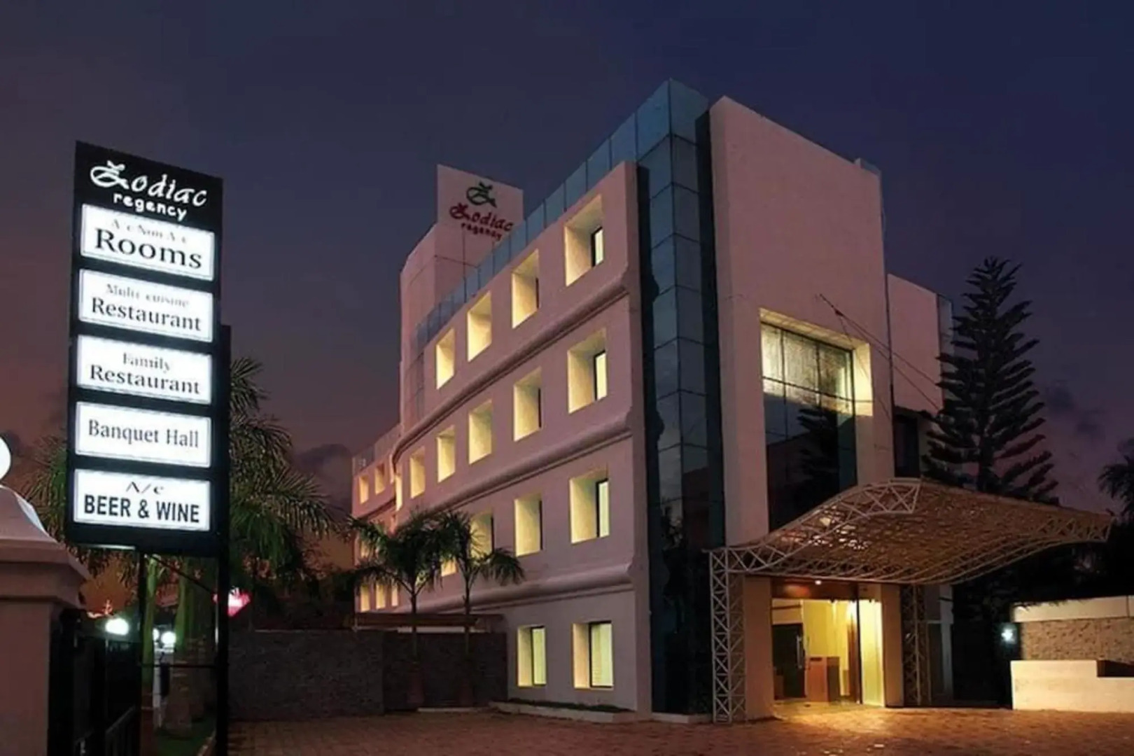 Hotel Zodiac Regency