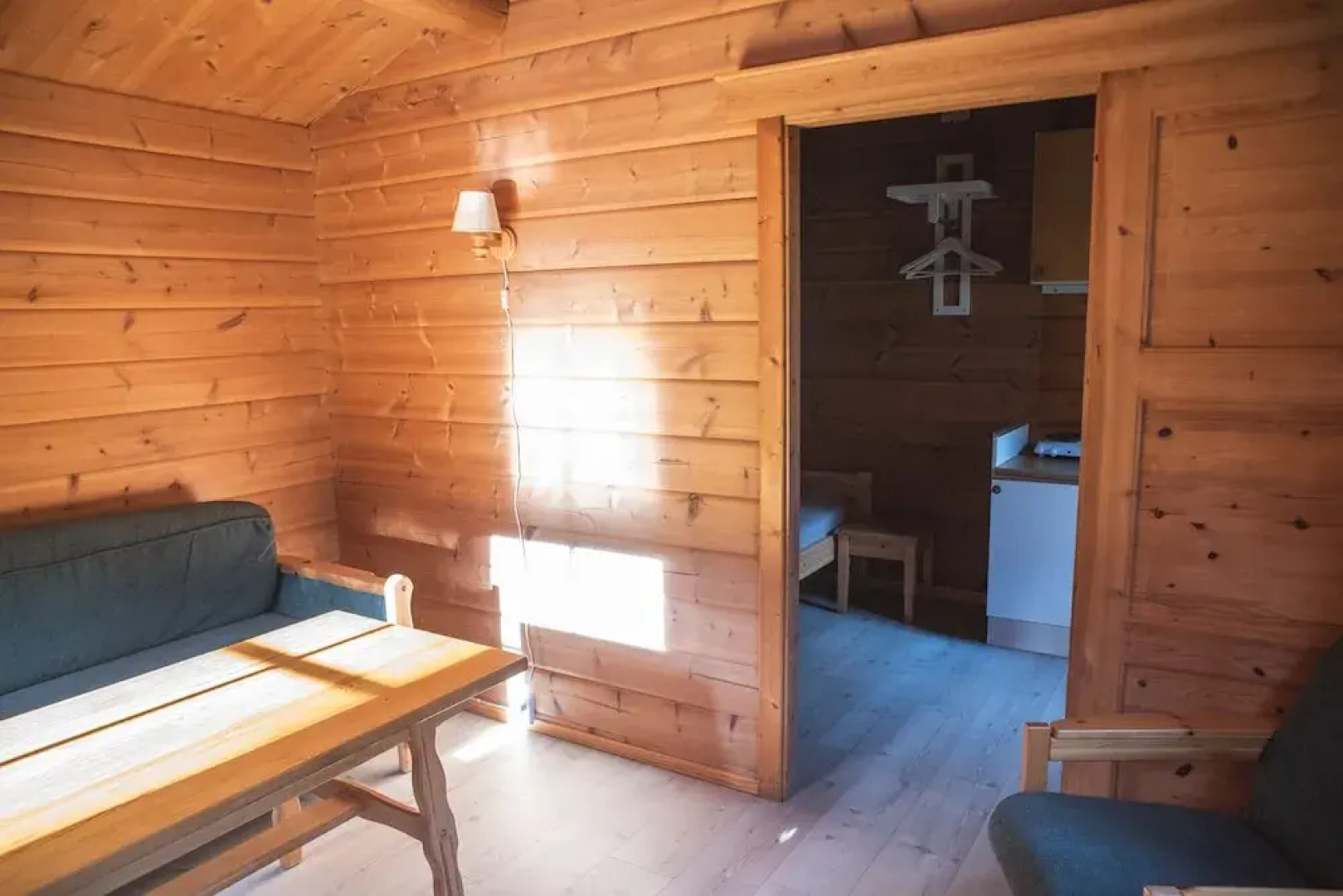 Toftemo Turiststasjon Hytter