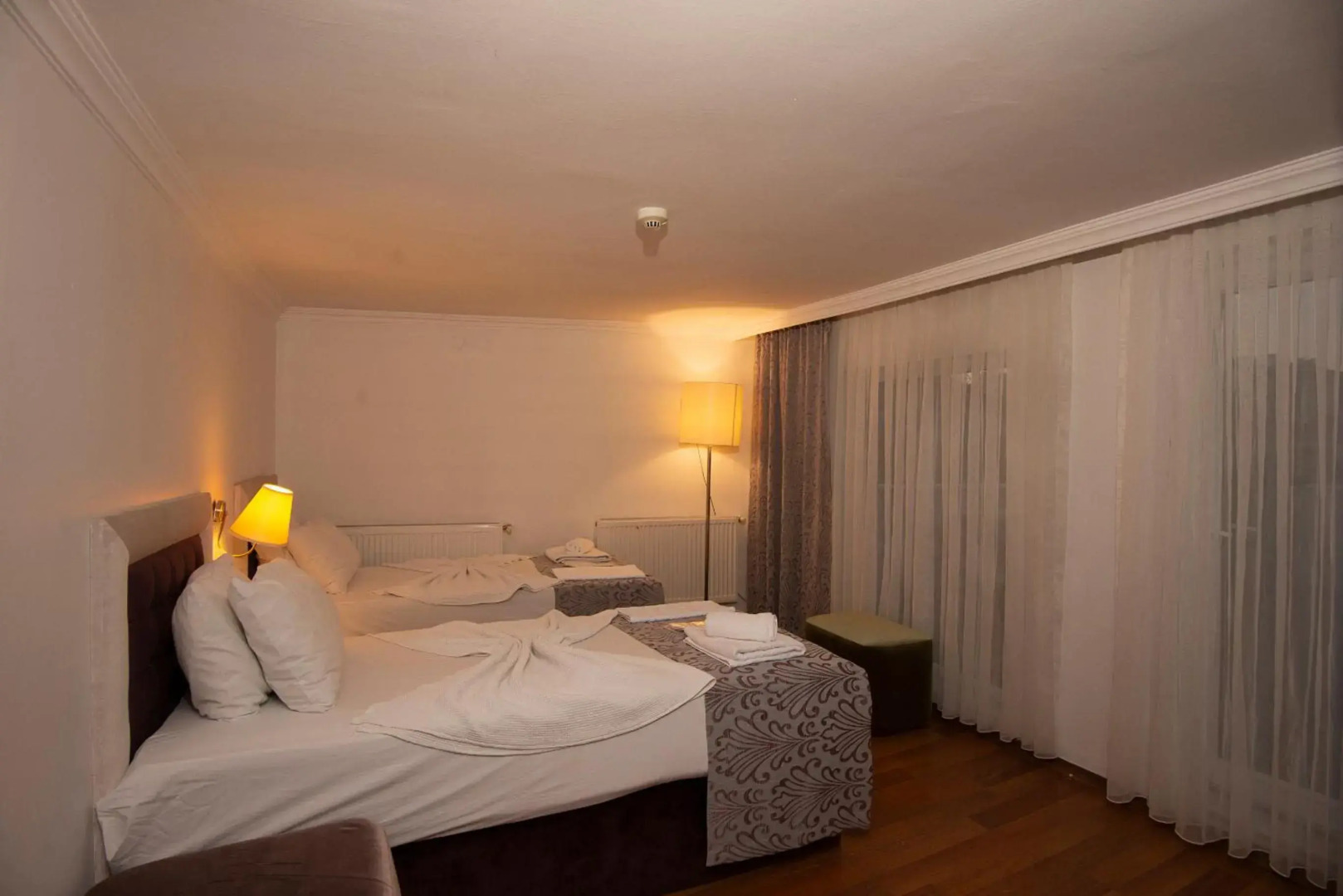 SRF Hotel