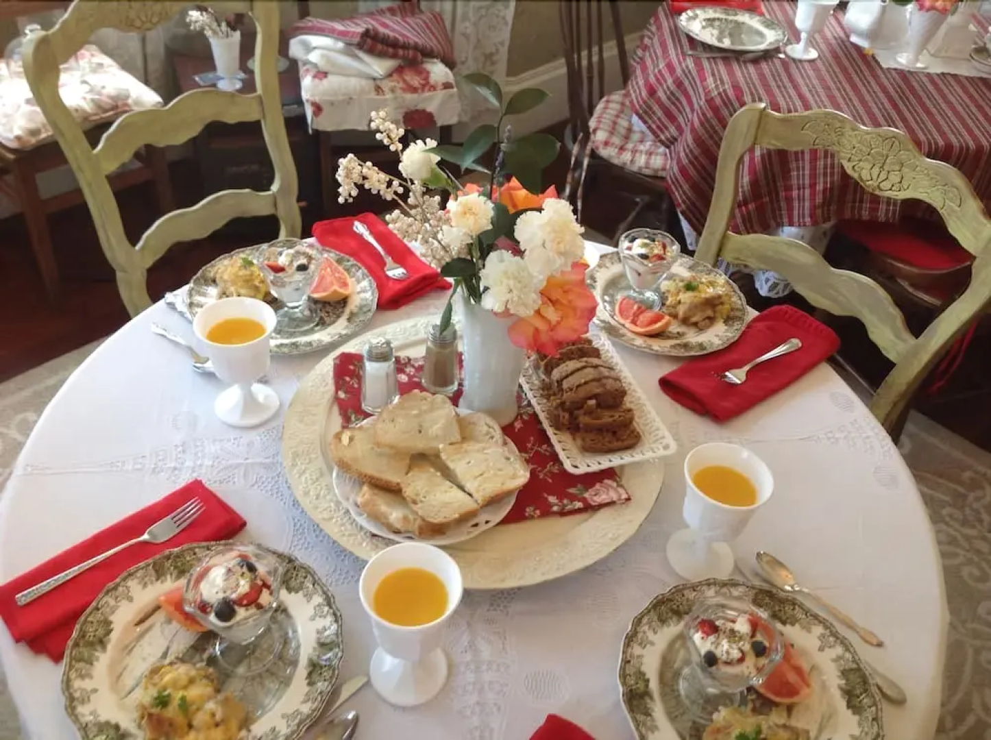Joshua Inn Bed & Breakfast