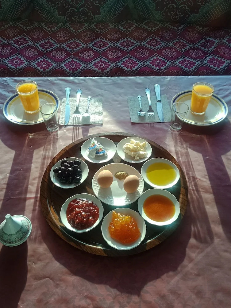 Appart Hotel Jardins d'Imilchil Hostel