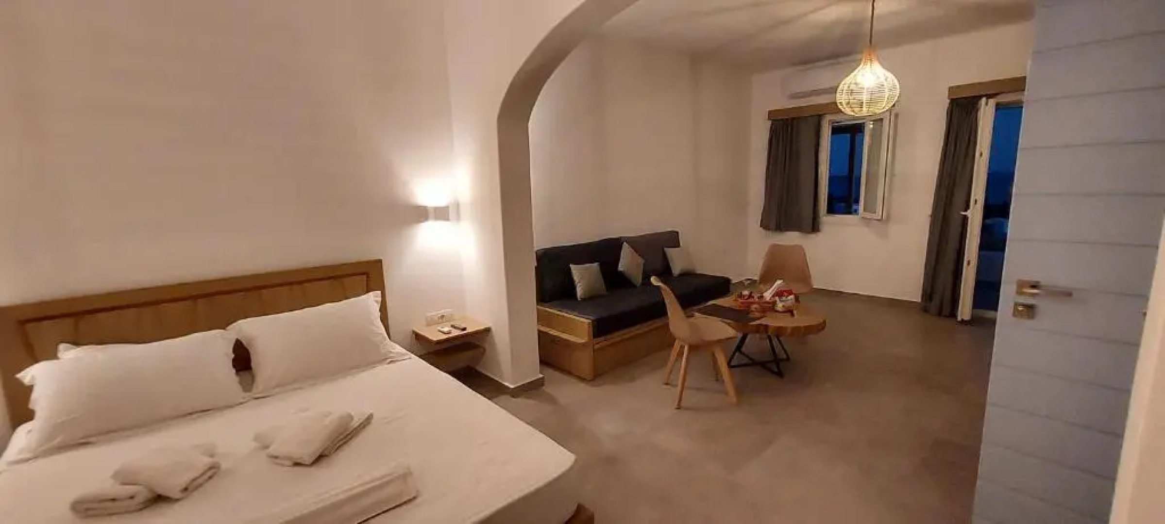 Casa Di Kimolos Apartments