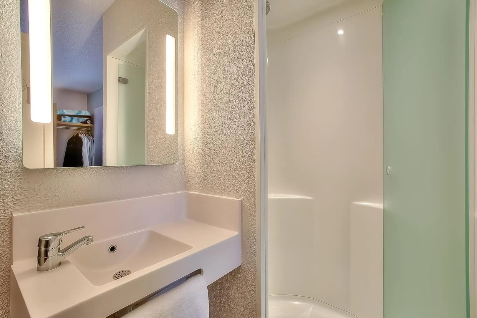 B&B HOTEL Antibes Sophia Antipolis