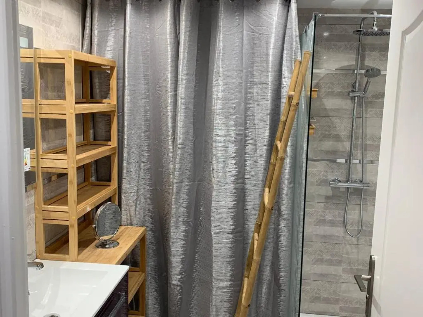 Chalet Fresse-sur-Moselle, 6 pièces, 12 personnes - FR-1-589-313