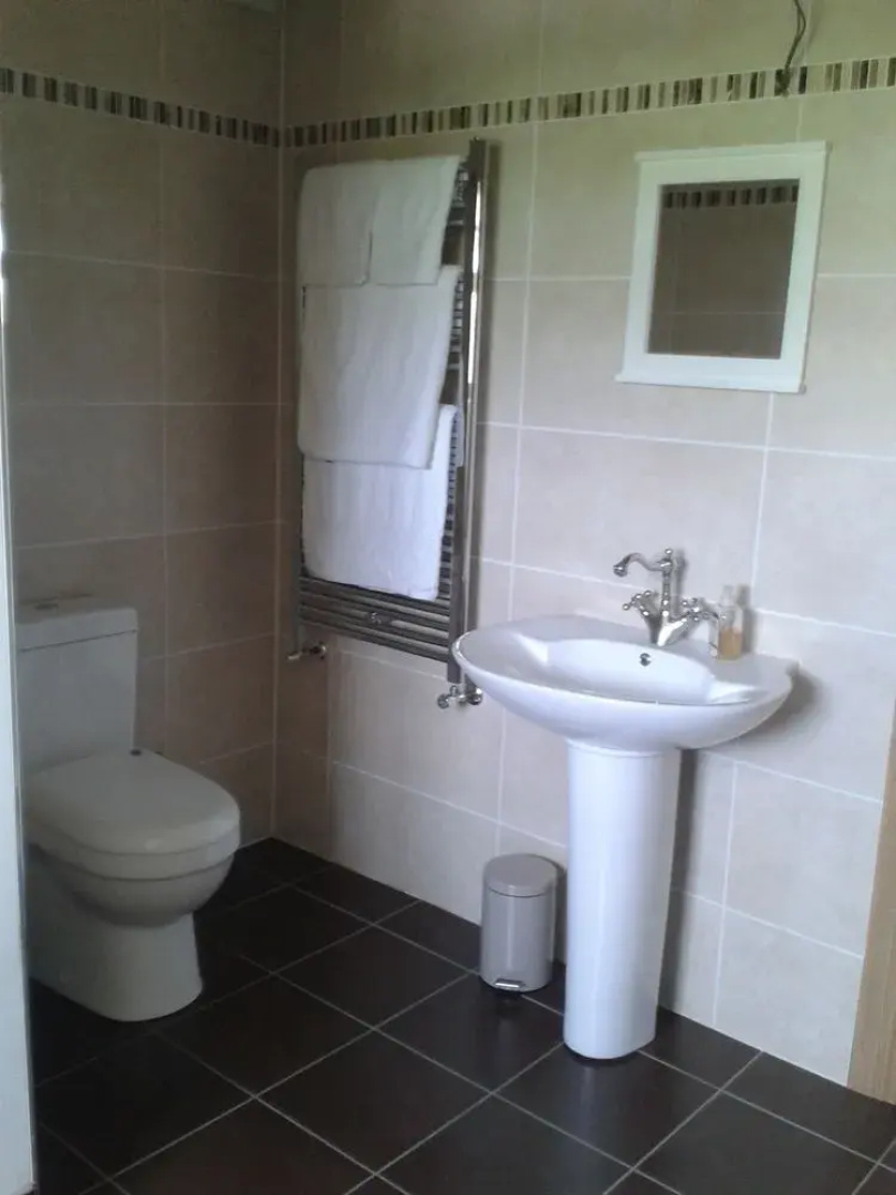 Ballinaboy Lodge Bed and Breakfast