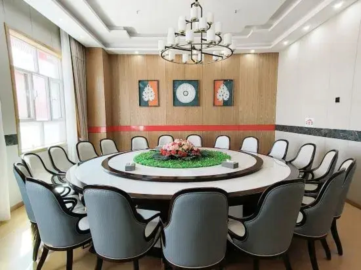 Qiutang Yinfu Hotel