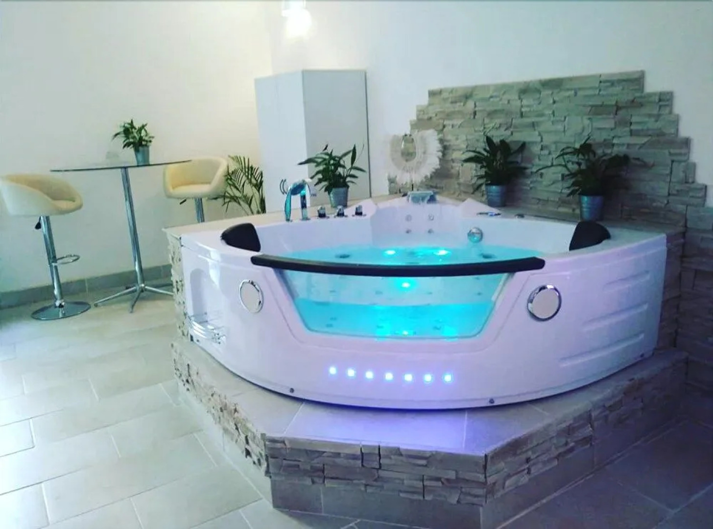 Suite & Spa La Perla Bianca