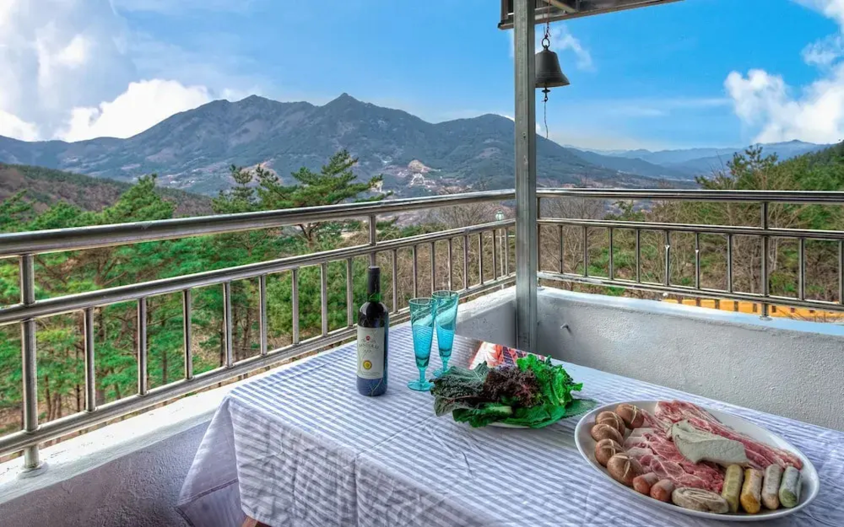 Sancheong Sinsegye Jirisan Resort