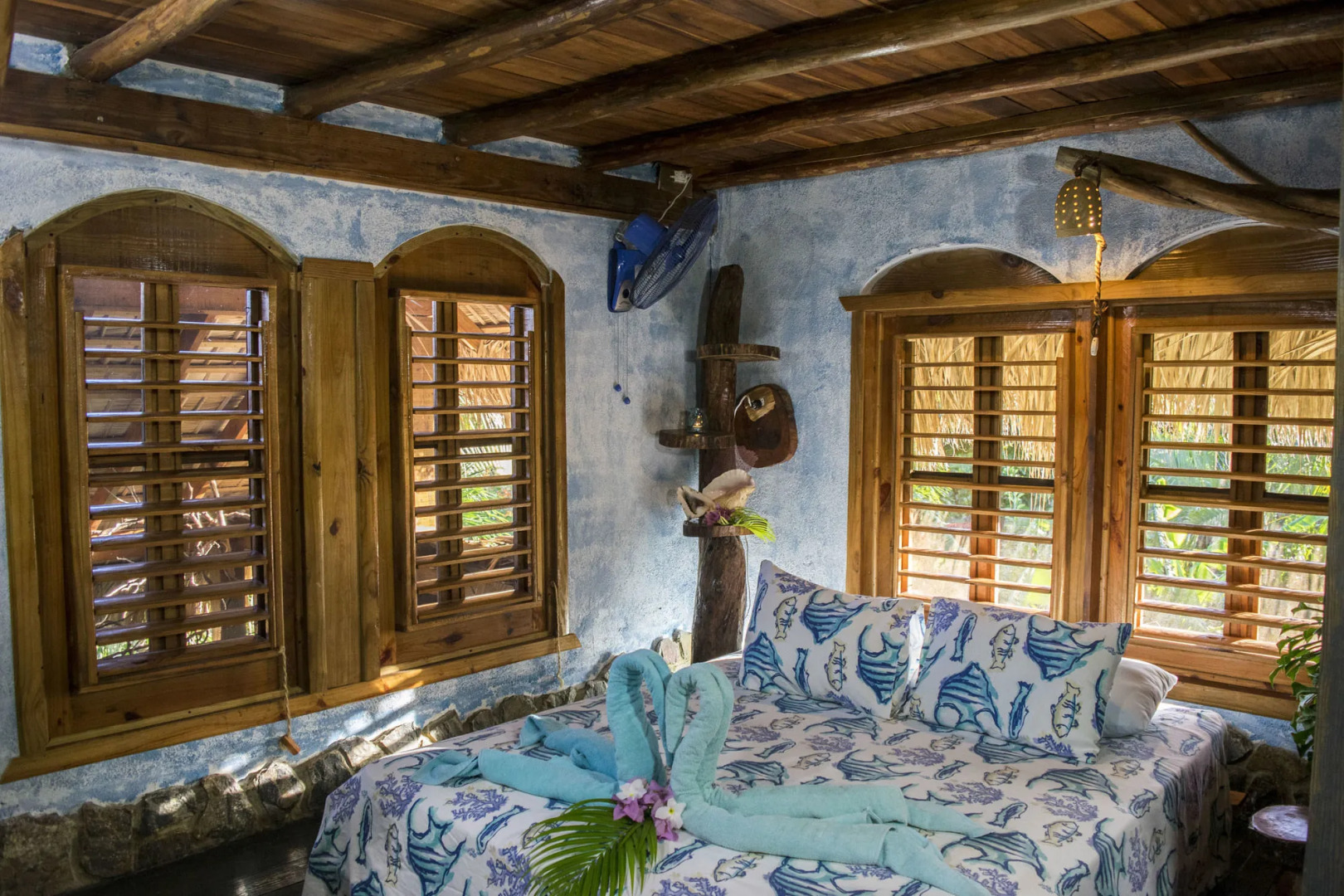 CHALET TROPICAL Hotel & Restaurant-Pizzeria