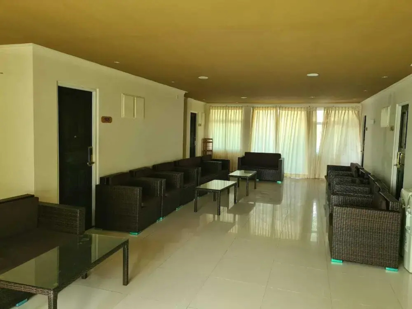 Lagoon Lodge