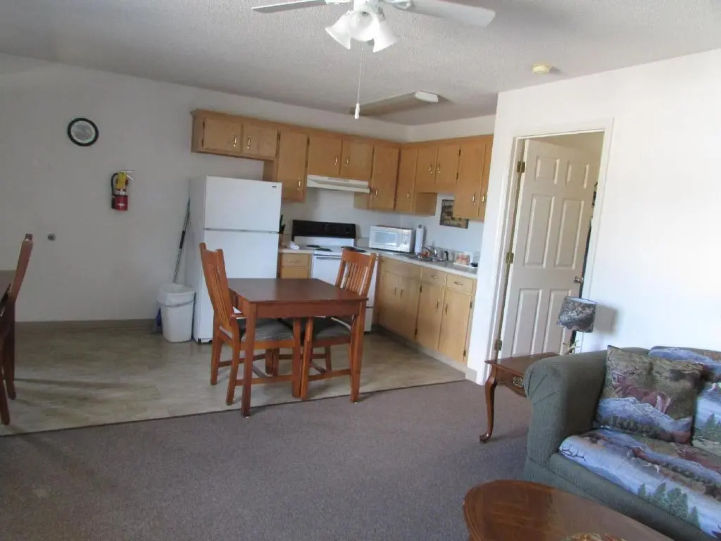 Douglas Inn & Suites