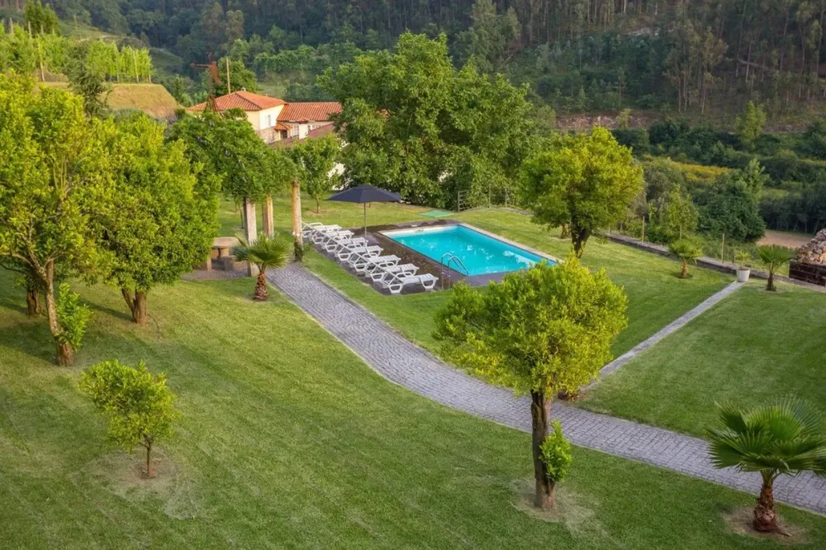 Villa with 3 bedrooms in Sobradelo da Goma with wonderful mountain view private pool enclosed garden 60 km from the beach