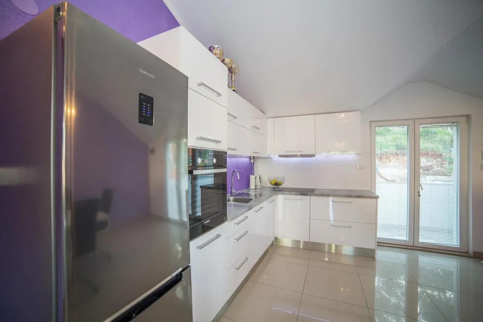 Luxury apartment INA