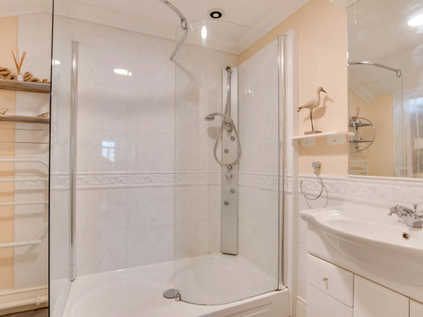 Holiday Home Bayards