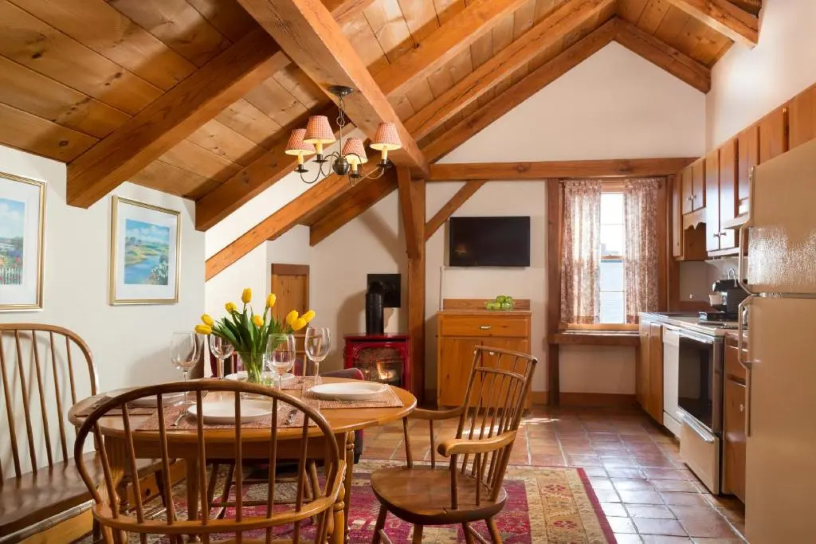 Seven Sea Street Inn