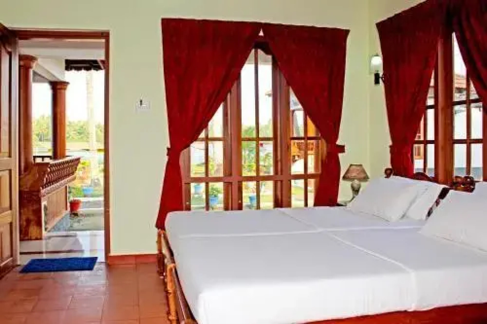 Breeze Backwater Homes - Homestay & Resort