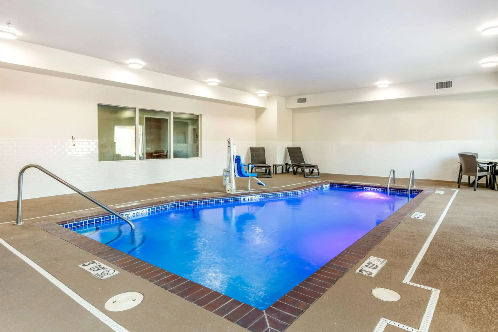 Comfort Inn & Suites Van Buren - Fort Smith