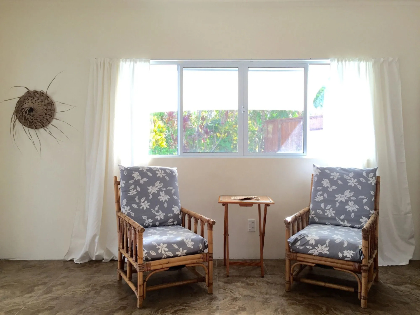 White House Apartments