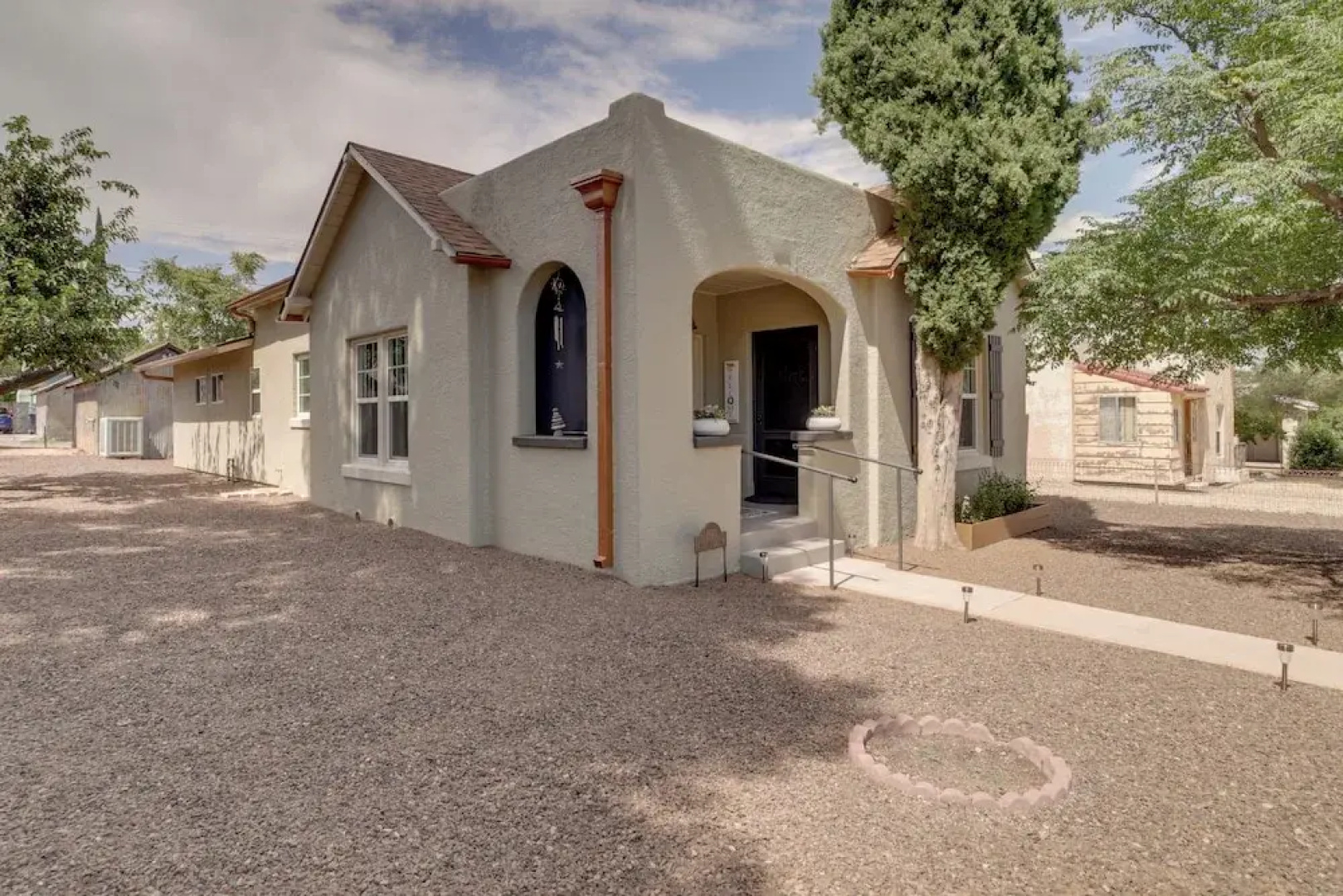 < 1 Mi to Dtwn: Home w/ Deck in Clarkdale!